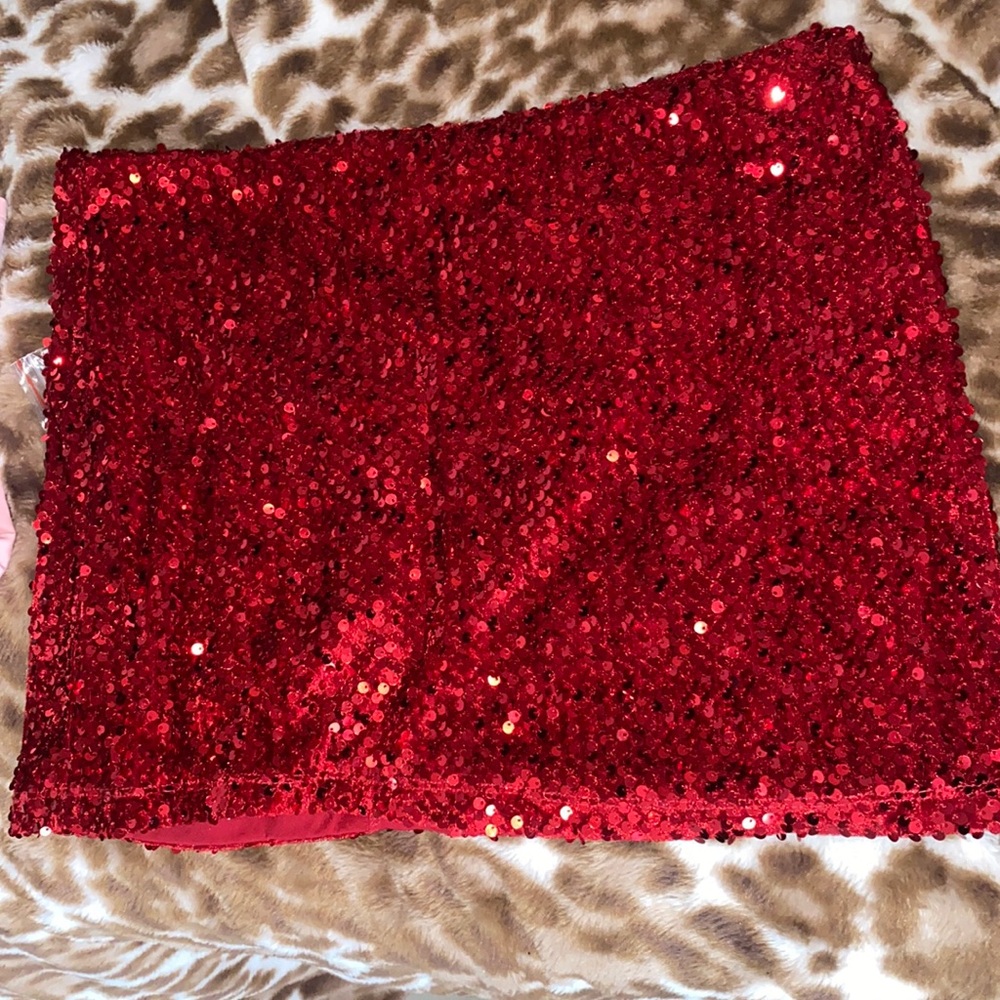 Wil fable red sequin mini skirt